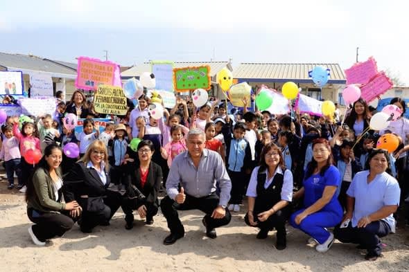 Alcalde Provincial Inaugura Centro de Salud Estudiantil para Fortalecer el Bienestar de los Estudiantes en la I.E. N.° 20793